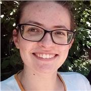 Professeure native de français, diplômée d'un master FLE, donnant des cours en ligne et sur Saint Etienne !